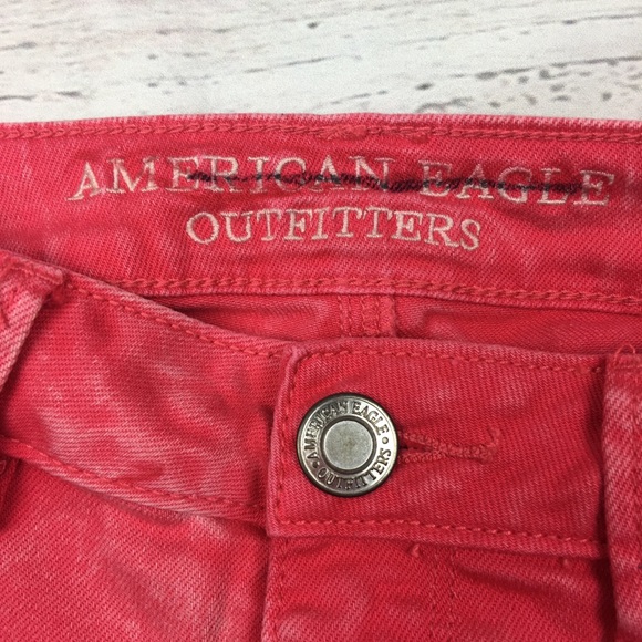 American Eagle Red Stretch Jean Shorts 4 - Picture 5 of 6